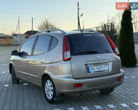 Бежевый Шевроле Такума, объемом двигателя 2 л и пробегом 132 тыс. км за 3150 $, фото 3 на Automoto.ua