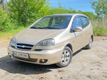 Шевроле Такума 2004 у Дніпро (Дніпропетровську) на Automoto.ua Бежевий Шевроле Такума, об'ємом двигуна 1.6 л та пробігом 393 тис. км за 2999 $, фото 1 на Automoto.ua
