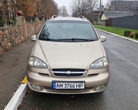 Бежевый Шевроле Такума, объемом двигателя 2 л и пробегом 250 тыс. км за 1900 $, фото 1 на Automoto.ua