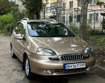 Бежевый Шевроле Такума, объемом двигателя 2 л и пробегом 177 тыс. км за 4200 $, фото 1 на Automoto.ua