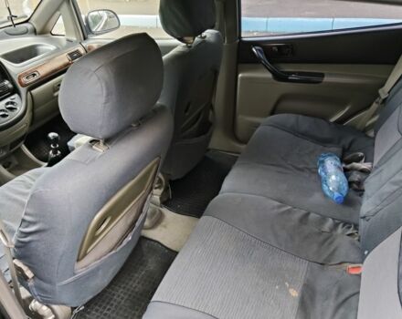 Черный Шевроле Такума, объемом двигателя 2 л и пробегом 191 тыс. км за 2550 $, фото 4 на Automoto.ua