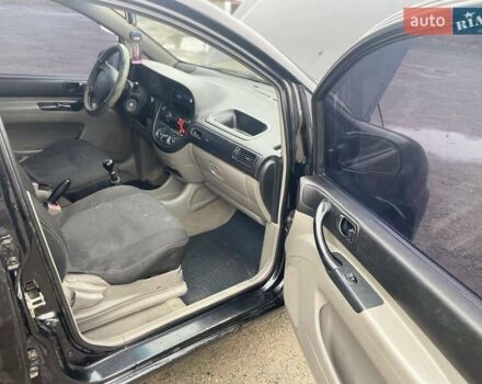 Черный Шевроле Такума, объемом двигателя 1.6 л и пробегом 206 тыс. км за 2100 $, фото 11 на Automoto.ua