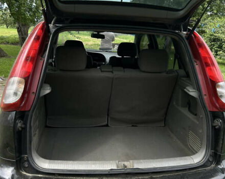 Черный Шевроле Такума, объемом двигателя 1.6 л и пробегом 240 тыс. км за 2000 $, фото 1 на Automoto.ua