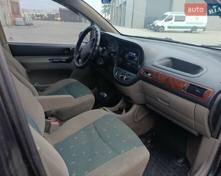 Черный Шевроле Такума, объемом двигателя 2 л и пробегом 300 тыс. км за 2450 $, фото 3 на Automoto.ua