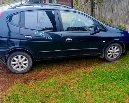 Черный Шевроле Такума, объемом двигателя 2 л и пробегом 100 тыс. км за 1750 $, фото 3 на Automoto.ua