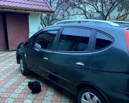 Черный Шевроле Такума, объемом двигателя 2 л и пробегом 200 тыс. км за 4600 $, фото 7 на Automoto.ua