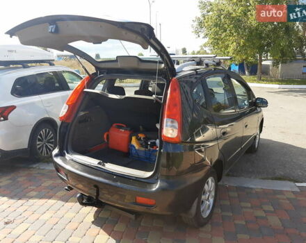 Черный Шевроле Такума, объемом двигателя 2 л и пробегом 222 тыс. км за 4200 $, фото 4 на Automoto.ua