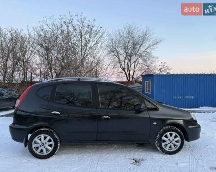 Черный Шевроле Такума, объемом двигателя 2 л и пробегом 223 тыс. км за 2800 $, фото 1 на Automoto.ua