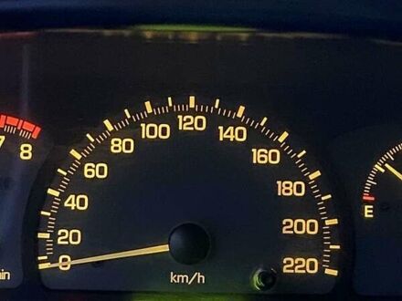 Черный Шевроле Такума, объемом двигателя 2 л и пробегом 200 тыс. км за 4600 $, фото 1 на Automoto.ua