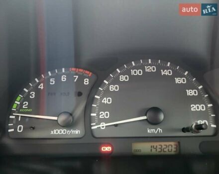 Красный Шевроле Такума, объемом двигателя 1.6 л и пробегом 143 тыс. км за 3500 $, фото 9 на Automoto.ua