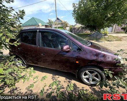 Красный Шевроле Такума, объемом двигателя 1.6 л и пробегом 414 тыс. км за 3200 $, фото 1 на Automoto.ua
