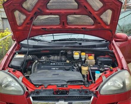 Красный Шевроле Такума, объемом двигателя 1.6 л и пробегом 143 тыс. км за 3500 $, фото 5 на Automoto.ua