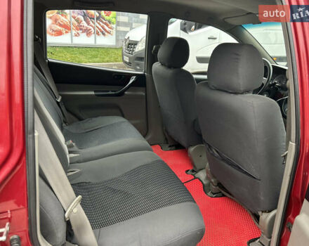 Красный Шевроле Такума, объемом двигателя 2 л и пробегом 300 тыс. км за 3000 $, фото 10 на Automoto.ua