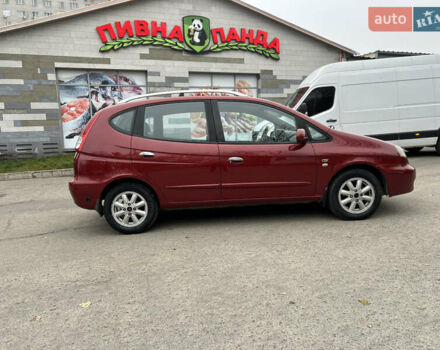 Красный Шевроле Такума, объемом двигателя 2 л и пробегом 300 тыс. км за 3000 $, фото 7 на Automoto.ua