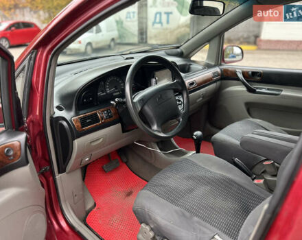 Красный Шевроле Такума, объемом двигателя 2 л и пробегом 300 тыс. км за 3000 $, фото 12 на Automoto.ua
