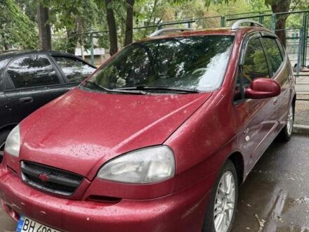 Красный Шевроле Такума, объемом двигателя 2 л и пробегом 235 тыс. км за 2564 $, фото 1 на Automoto.ua