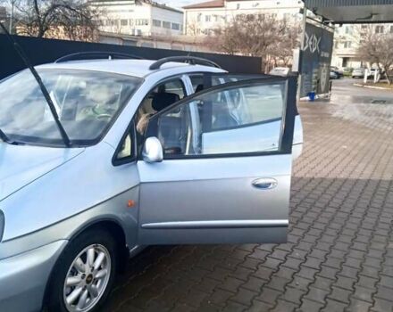 Серый Шевроле Такума, объемом двигателя 2 л и пробегом 223 тыс. км за 3500 $, фото 2 на Automoto.ua