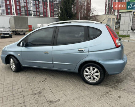 Серый Шевроле Такума, объемом двигателя 2 л и пробегом 310 тыс. км за 2800 $, фото 2 на Automoto.ua