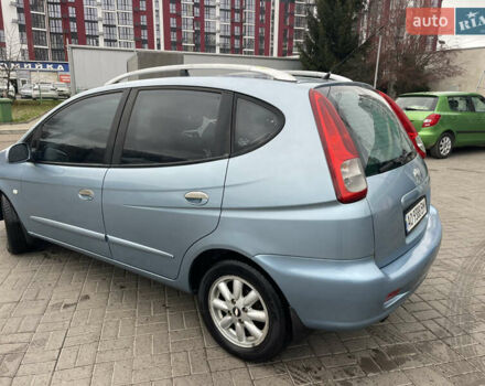 Серый Шевроле Такума, объемом двигателя 2 л и пробегом 310 тыс. км за 2800 $, фото 3 на Automoto.ua