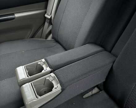 Серый Шевроле Такума, объемом двигателя 2 л и пробегом 233 тыс. км за 4500 $, фото 21 на Automoto.ua