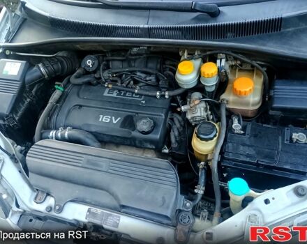 Серый Шевроле Такума, объемом двигателя 1.6 л и пробегом 240 тыс. км за 3000 $, фото 3 на Automoto.ua