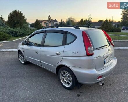 Серый Шевроле Такума, объемом двигателя 2 л и пробегом 269 тыс. км за 3500 $, фото 5 на Automoto.ua