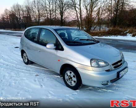 Серый Шевроле Такума, объемом двигателя 1.6 л и пробегом 150 тыс. км за 2750 $, фото 1 на Automoto.ua