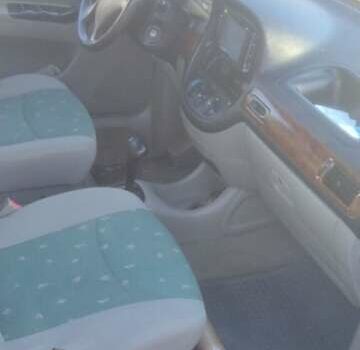 Серый Шевроле Такума, объемом двигателя 2 л и пробегом 220 тыс. км за 2499 $, фото 21 на Automoto.ua