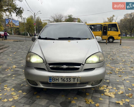 Серый Шевроле Такума, объемом двигателя 1.6 л и пробегом 290 тыс. км за 2200 $, фото 6 на Automoto.ua