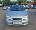 Серый Шевроле Такума, объемом двигателя 2 л и пробегом 115 тыс. км за 4680 $, фото 1 на Automoto.ua