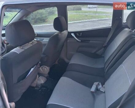 Серый Шевроле Такума, объемом двигателя 2 л и пробегом 269 тыс. км за 3500 $, фото 11 на Automoto.ua