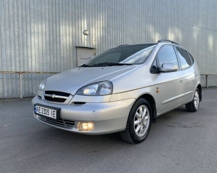 Серый Шевроле Такума, объемом двигателя 2 л и пробегом 220 тыс. км за 3400 $, фото 2 на Automoto.ua