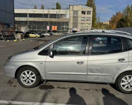 Серый Шевроле Такума, объемом двигателя 1.99 л и пробегом 143 тыс. км за 3300 $, фото 3 на Automoto.ua