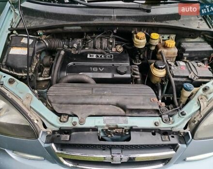 Серый Шевроле Такума, объемом двигателя 1.6 л и пробегом 258 тыс. км за 3500 $, фото 12 на Automoto.ua