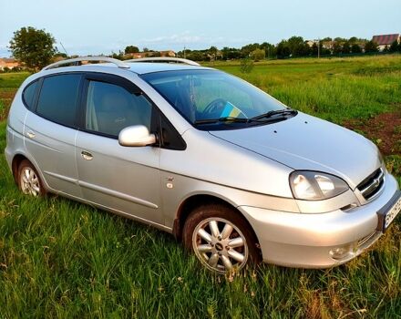 Серый Шевроле Такума, объемом двигателя 2 л и пробегом 173 тыс. км за 4900 $, фото 3 на Automoto.ua