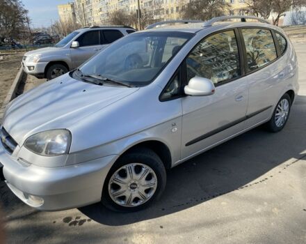 Серый Шевроле Такума, объемом двигателя 1.6 л и пробегом 225 тыс. км за 3999 $, фото 1 на Automoto.ua