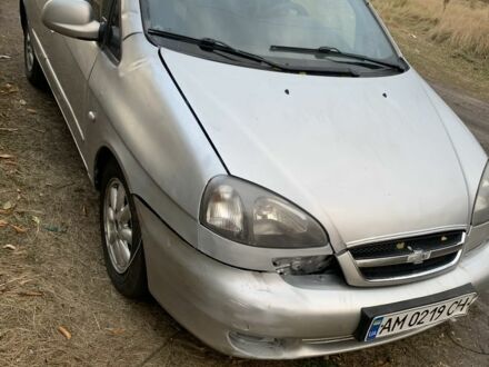 Серый Шевроле Такума, объемом двигателя 2 л и пробегом 280 тыс. км за 1500 $, фото 1 на Automoto.ua