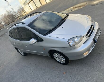 Серый Шевроле Такума, объемом двигателя 2 л и пробегом 220 тыс. км за 3400 $, фото 1 на Automoto.ua