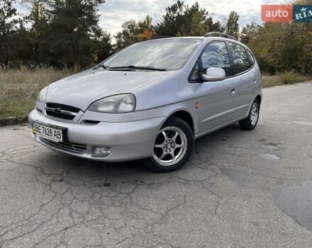 Серый Шевроле Такума, объемом двигателя 2 л и пробегом 280 тыс. км за 3500 $, фото 1 на Automoto.ua