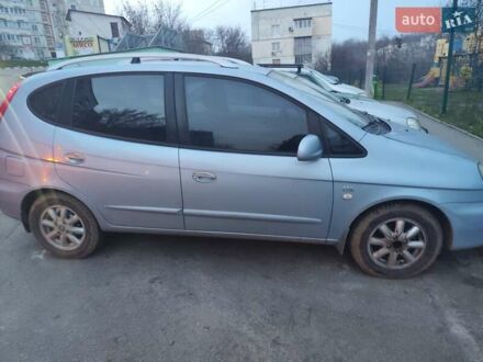 Серый Шевроле Такума, объемом двигателя 2 л и пробегом 150 тыс. км за 4100 $, фото 1 на Automoto.ua