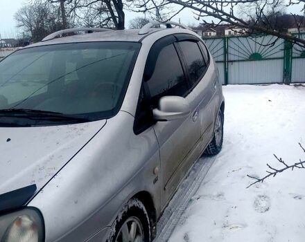 Серый Шевроле Такума, объемом двигателя 1.9 л и пробегом 45400 тыс. км за 3000 $, фото 1 на Automoto.ua