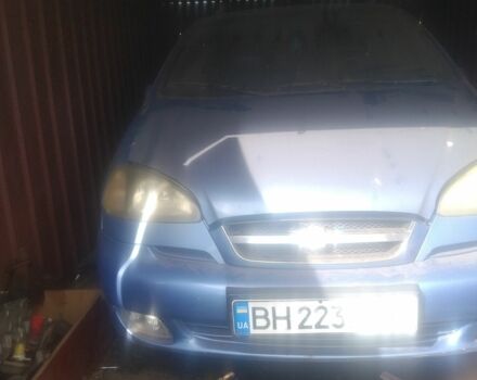 Синий Шевроле Такума, объемом двигателя 2 л и пробегом 400 тыс. км за 2000 $, фото 1 на Automoto.ua