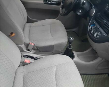 Зеленый Шевроле Такума, объемом двигателя 1.6 л и пробегом 282 тыс. км за 3700 $, фото 3 на Automoto.ua