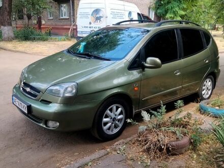 Зеленый Шевроле Такума, объемом двигателя 2 л и пробегом 185 тыс. км за 3695 $, фото 1 на Automoto.ua