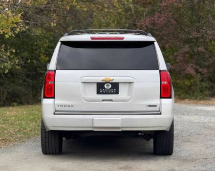 Белый Шевроле Тахо, объемом двигателя 5.3 л и пробегом 57 тыс. км за 5900 $, фото 5 на Automoto.ua