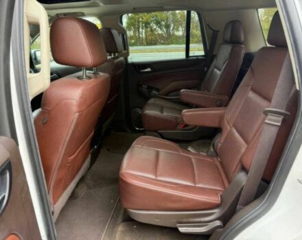 Белый Шевроле Тахо, объемом двигателя 5.3 л и пробегом 57 тыс. км за 5900 $, фото 14 на Automoto.ua