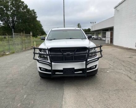 Шевроле Тахо 2018 в Одессе на Automoto.ua Белый Шевроле Тахо, объемом двигателя 6.2 л и пробегом 43 тыс. км за 13000 $, фото 1 на Automoto.ua