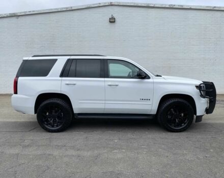 Шевроле Тахо 2018 в Одессе на Automoto.ua Белый Шевроле Тахо, объемом двигателя 6.2 л и пробегом 43 тыс. км за 13000 $, фото 7 на Automoto.ua
