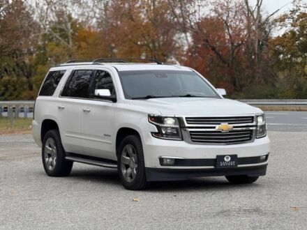 Белый Шевроле Тахо, объемом двигателя 5.3 л и пробегом 57 тыс. км за 5900 $, фото 1 на Automoto.ua