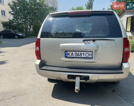 Шевроле Тахо 2007 в Киеве на Automoto.ua Бежевый Шевроле Тахо, объемом двигателя 5.3 л и пробегом 180 тыс. км за 21000 $, фото 4 на Automoto.ua